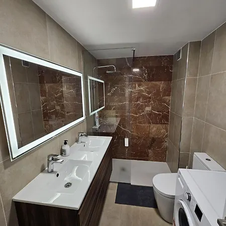 Dinas Koka Apartment Playa del Ingles (Gran Canaria)