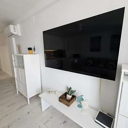 Dinas Koka Apartment *